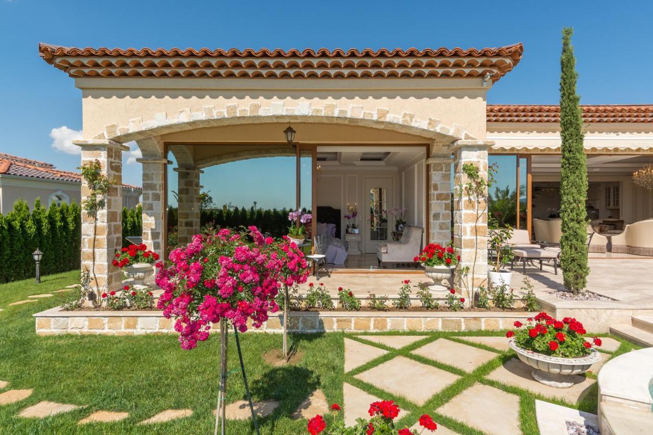 Eden Park Luxury Villas Sunny Beach Exterior foto
